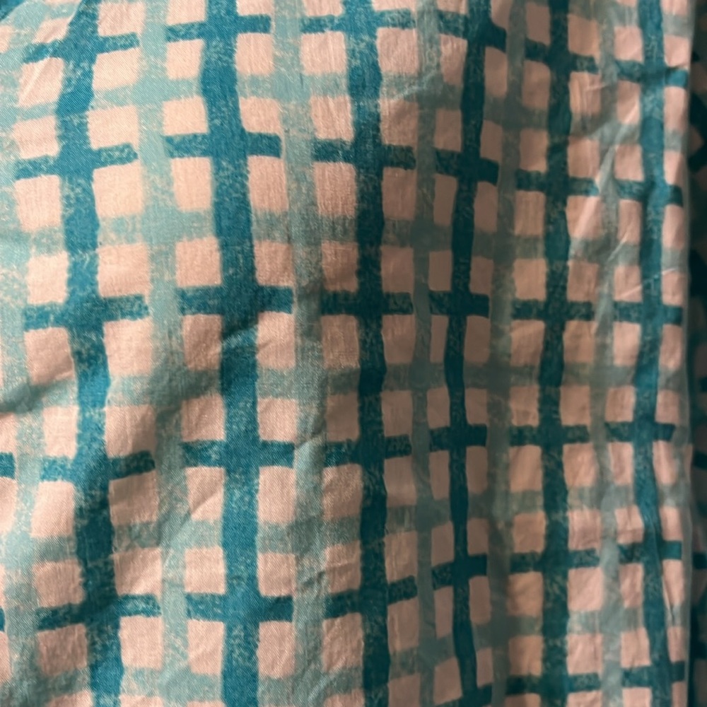 Shirt - Picture 3 of 7